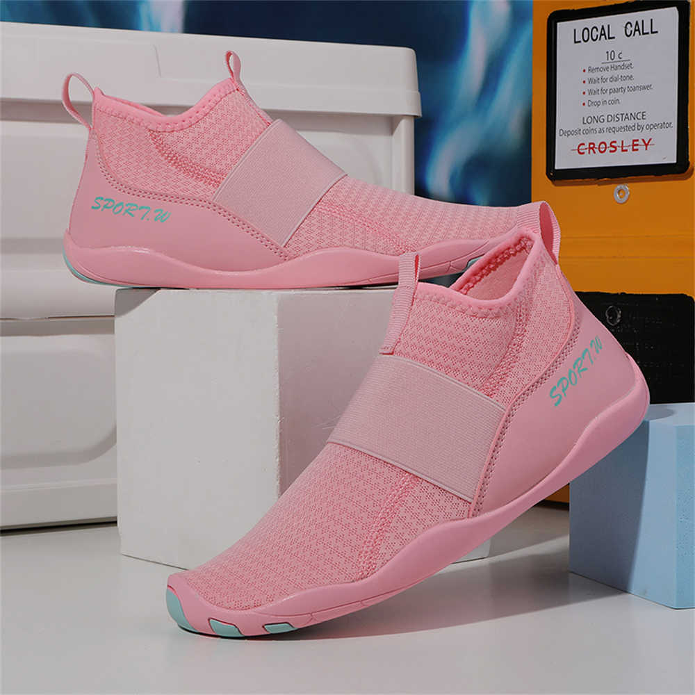Oversize 41-42 Red Tennis Woma - Women'S Shoes To Buy avis et prix