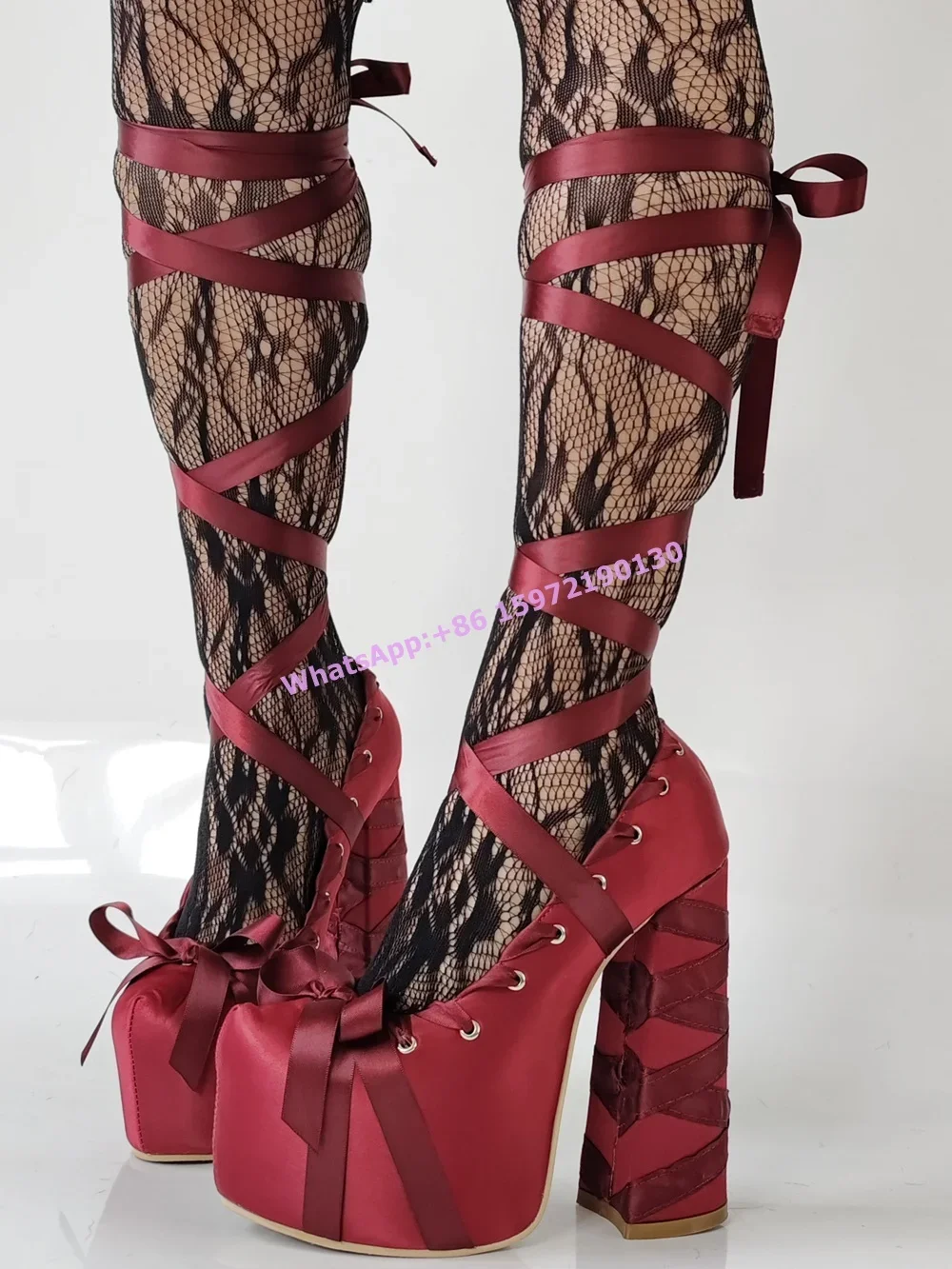 Red Satin Ribbon Platform Pump - Ribbon Tie Heel avis et prix