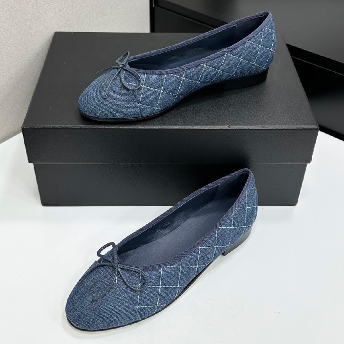 2026 Women's Two-Tone Cap-Toe  - Women'S Shoes avis et prix