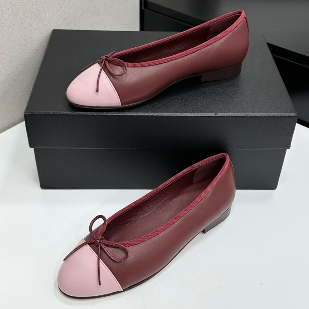 2026 Women's Two-Tone Cap-Toe  - Women'S Shoes avis et prix