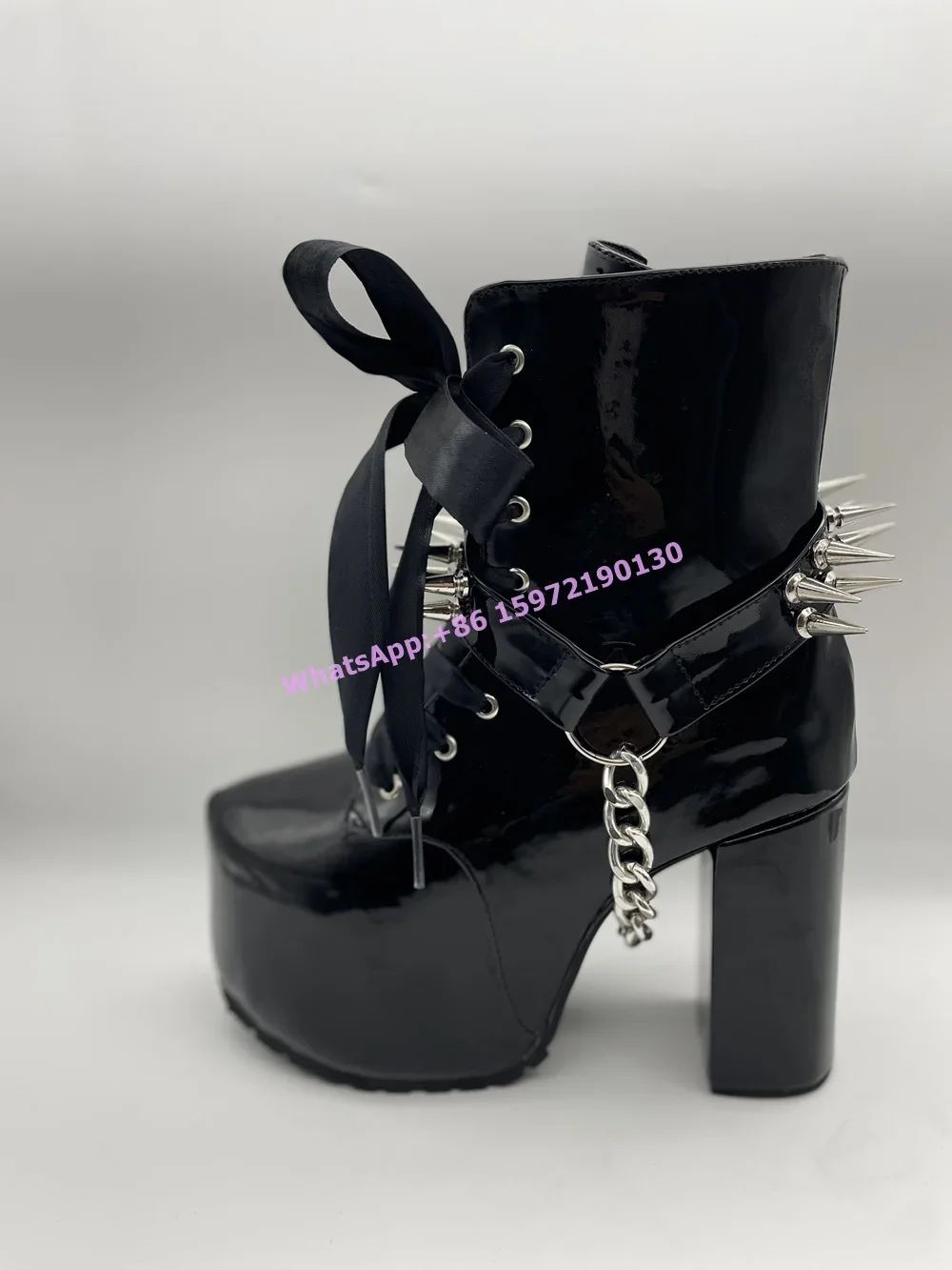 Ribbon Tied Rivet Black Boots  - Ribbon Tie Heel avis et prix